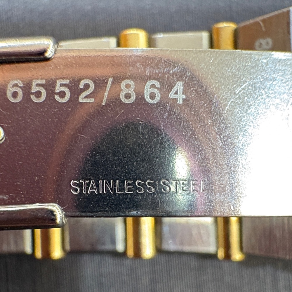Omega Women's Constellation Watch - Gold and Silver with Diamond Accents . - Picture 7 of 16